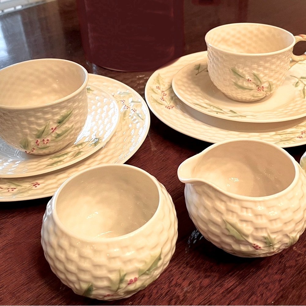 Belleek Christmas holiday enchanted holly Parian ware Irish tea set  for two EUC